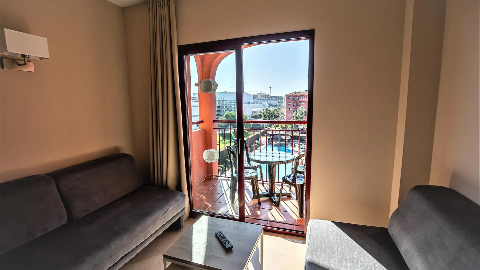 Ilunion Miramar Aparthotel Fuengirola
