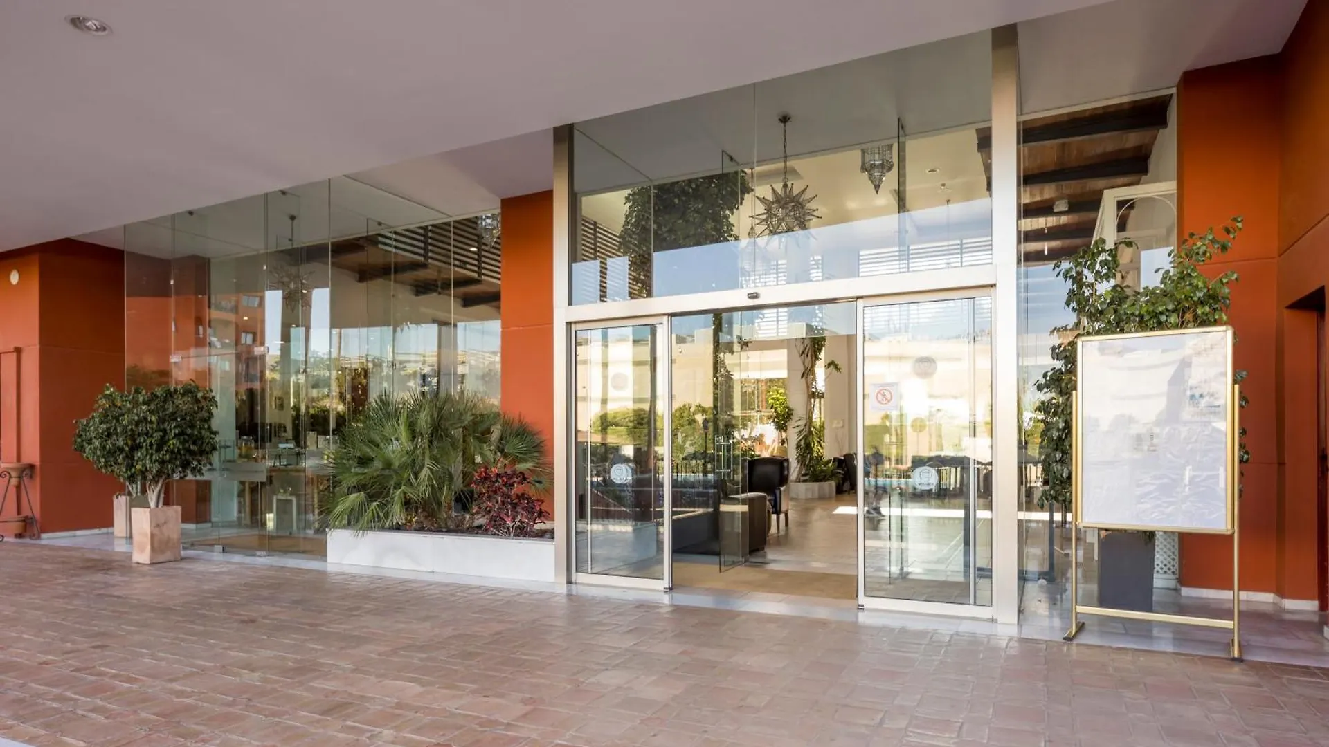Aparthotel Ilunion Miramar Fuengirola