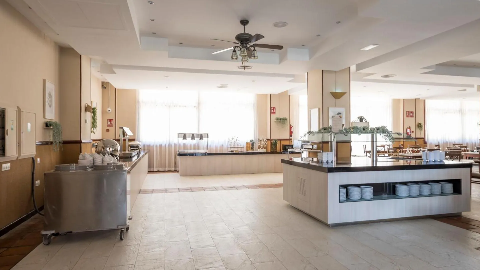 Ilunion Miramar Aparthotel Fuengirola
