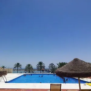 Appartement Recently Refurbished With Sea Views.
